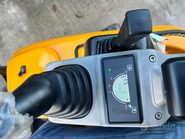 MINIESCAVATORE RSV 18Q