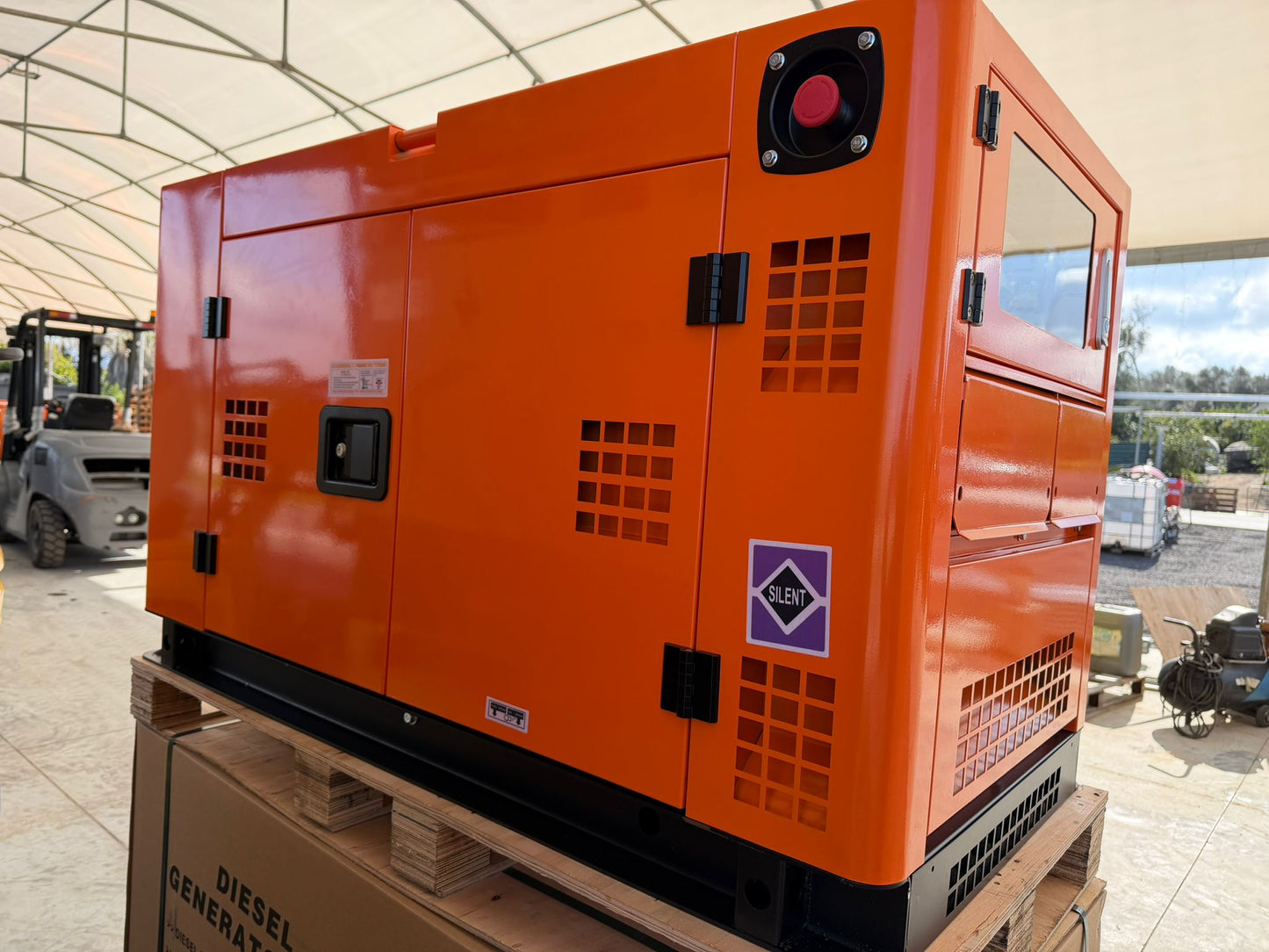 Gruppo elettrogeno genset diesel 15 KW  SPEDIZIONE INCLUSA