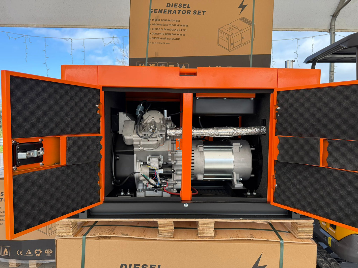 Gruppo elettrogeno genset diesel 15 KW  SPEDIZIONE INCLUSA