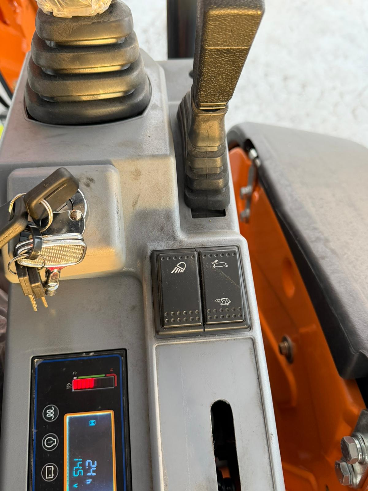 MINIESCAVATORE RSV 25Q